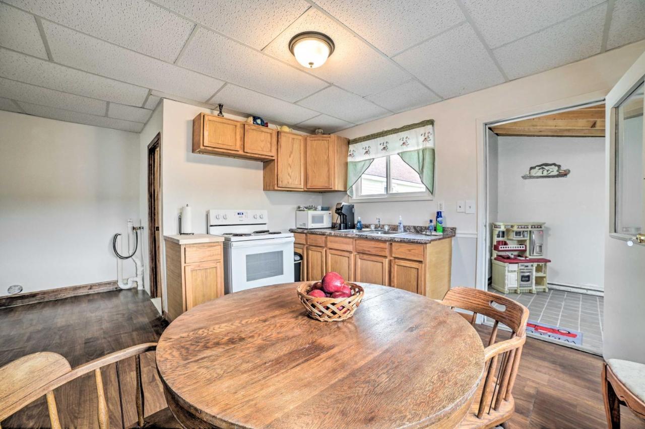 סיינט איגנס Walkable St Ignace Condo With Lake Huron Views מראה חיצוני תמונה