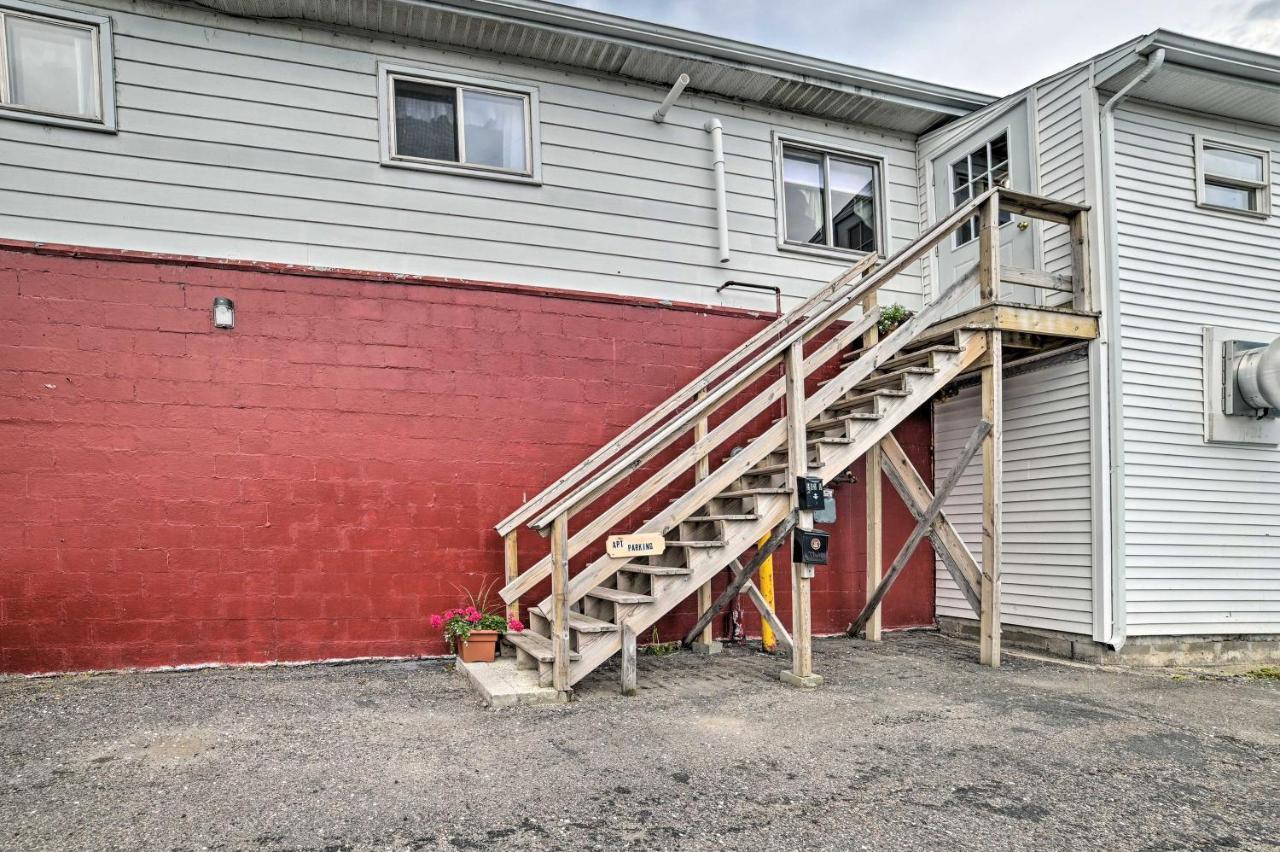 סיינט איגנס Walkable St Ignace Condo With Lake Huron Views מראה חיצוני תמונה
