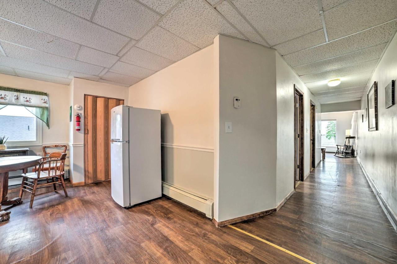 סיינט איגנס Walkable St Ignace Condo With Lake Huron Views מראה חיצוני תמונה